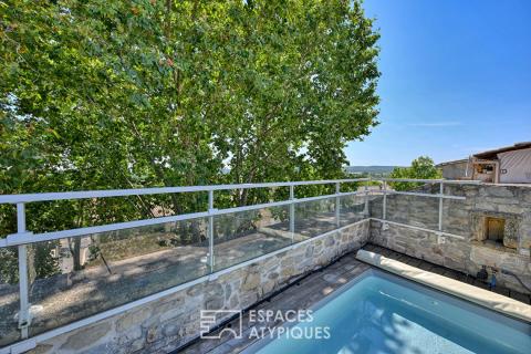 L&rsquo;esprit attique, une maison de charme avec bassin en coeur de village