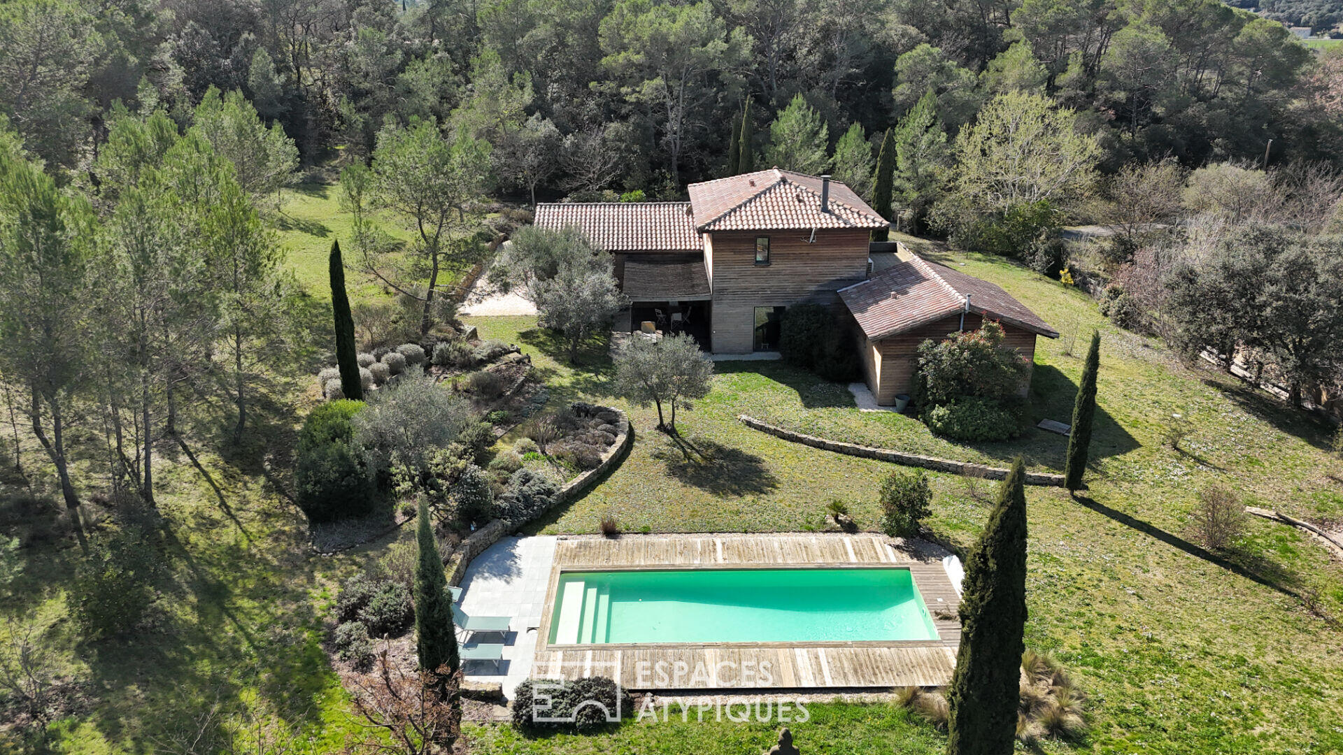 Villa lumière, création d'architecte en écrin naturel