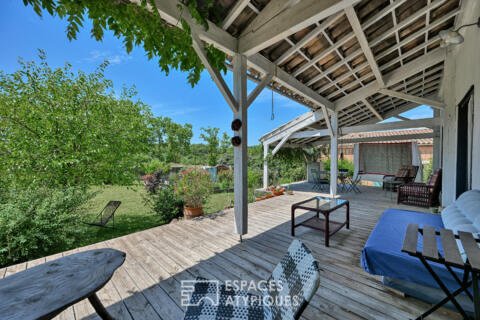 Villa aux grands volumes qui respire au rythme de son jardin