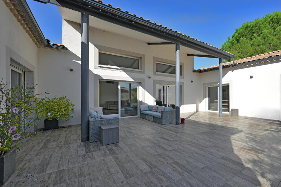 Villa contemporaine entre Uzès et le Pont du Gard
