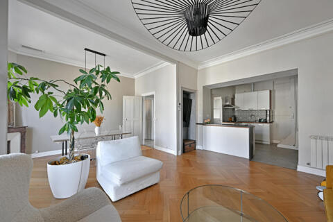 Duplex de caractère avec terrasse plein sud et garage