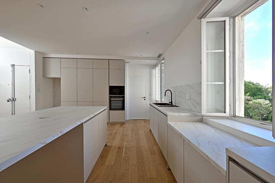 Élégant appartement rénové avec Terrasse - Feucheres