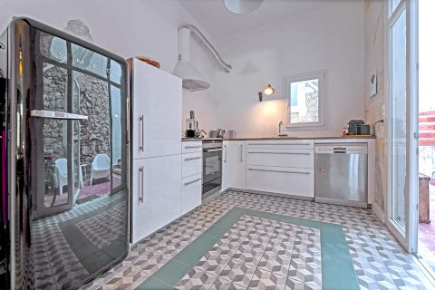 Townhouse with patio