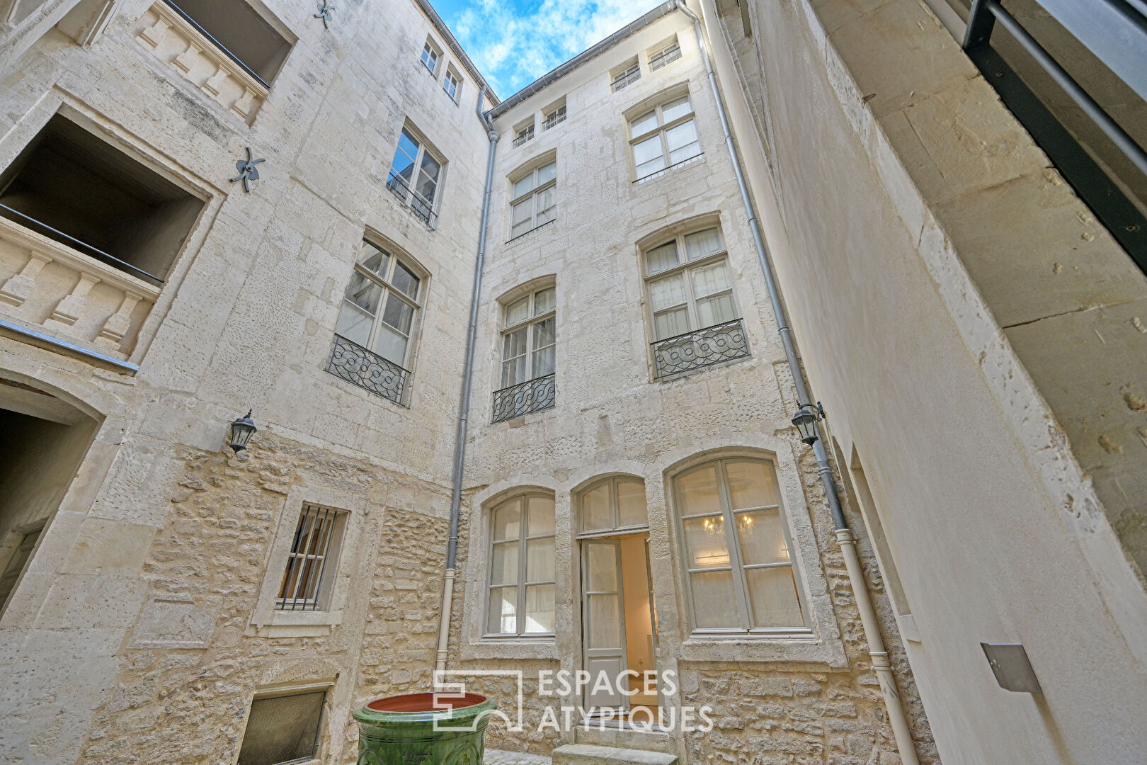 Exceptional apartment on the edge of the Ecusson de Nîmes