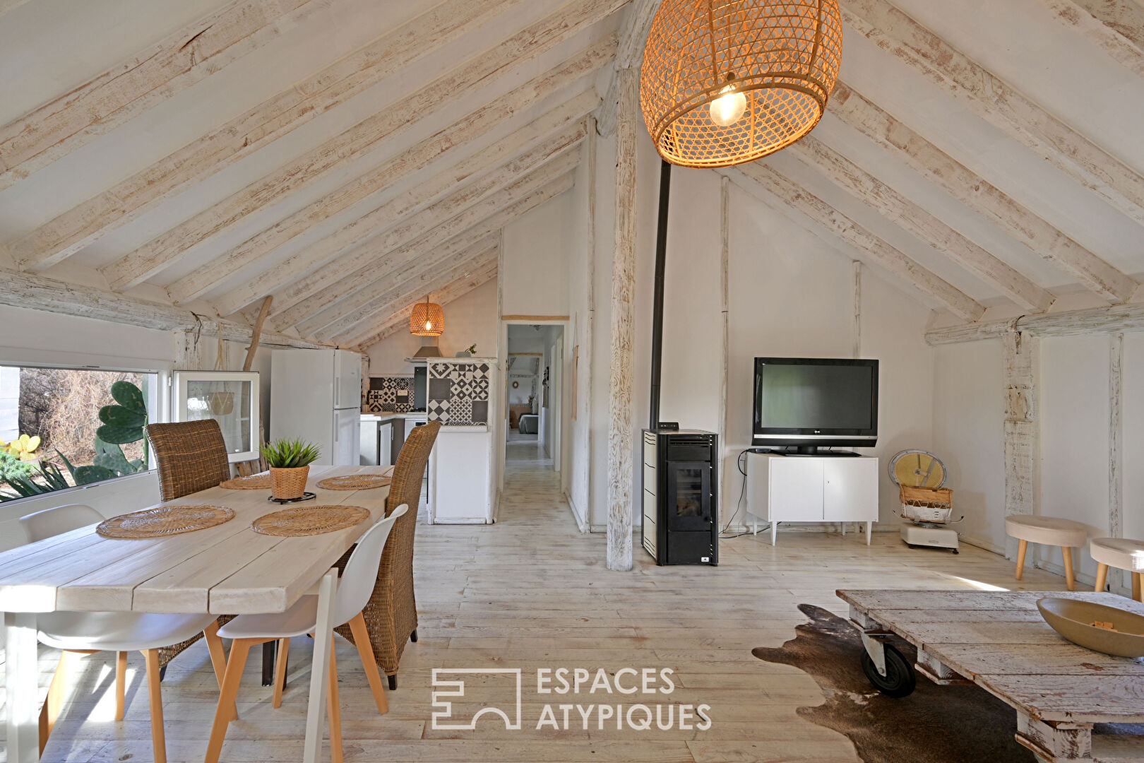 Les deux maisons de Gardian en petite Camargue