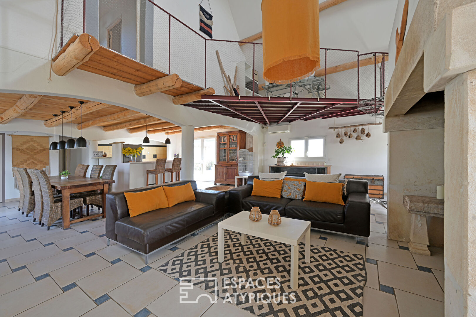 Contemporary caretaker’s house in Petite Camargue