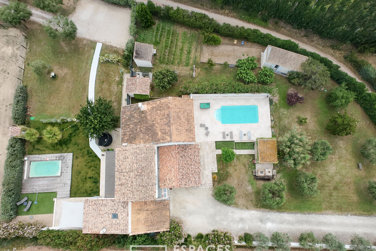 Contemporary farmhouse with two houses – Petite Camargue