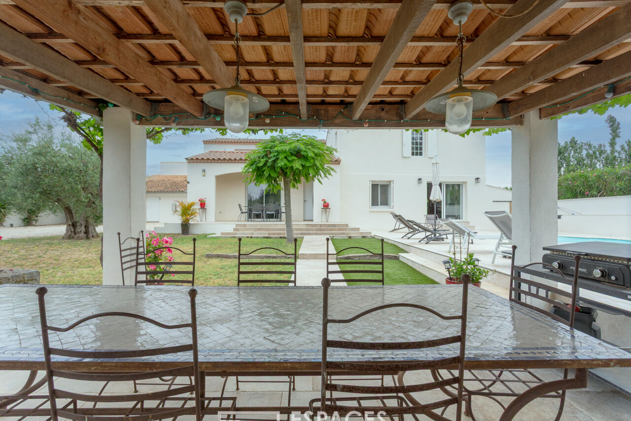 Contemporary farmhouse with two houses – Petite Camargue