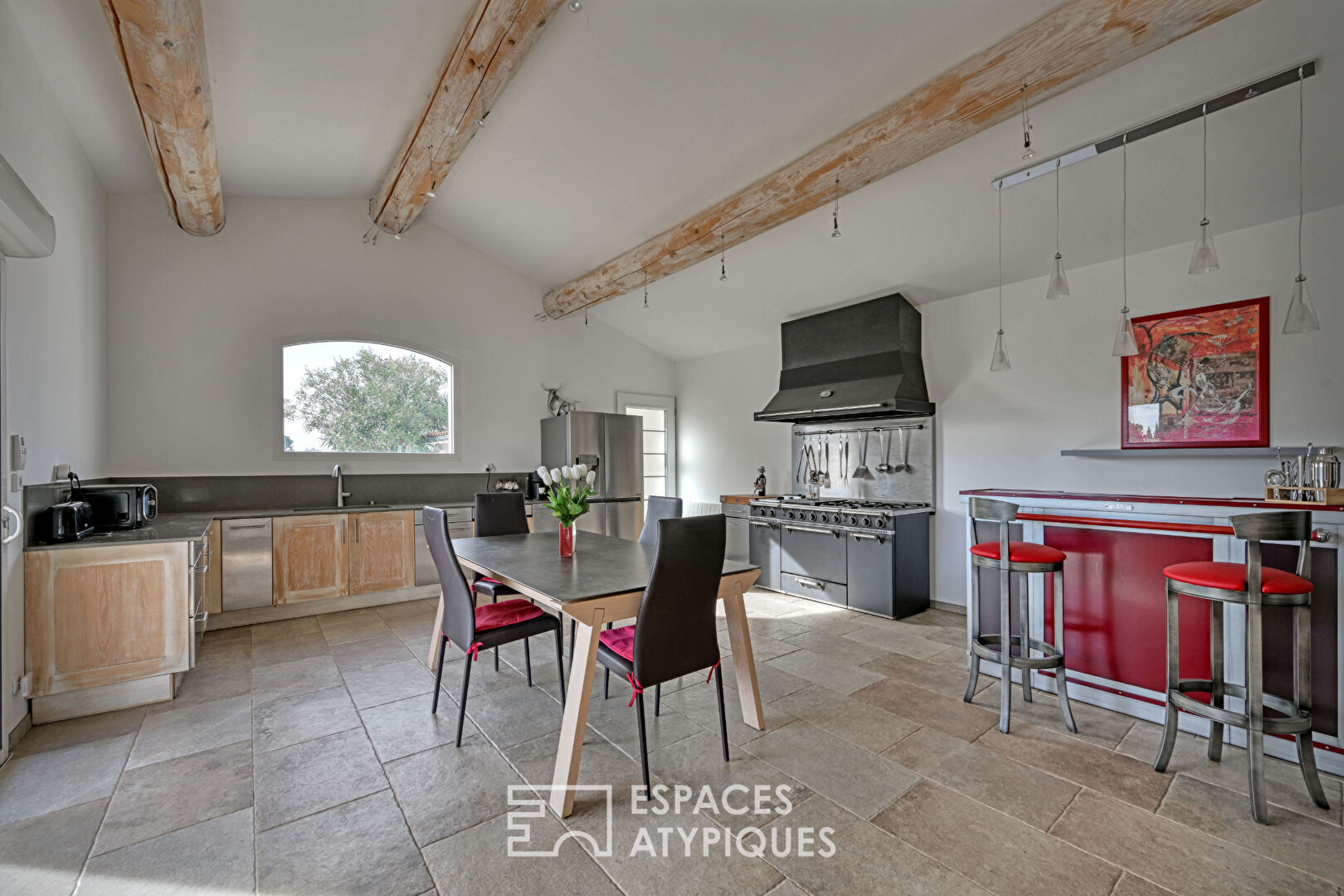 Contemporary farmhouse with two houses – Petite Camargue