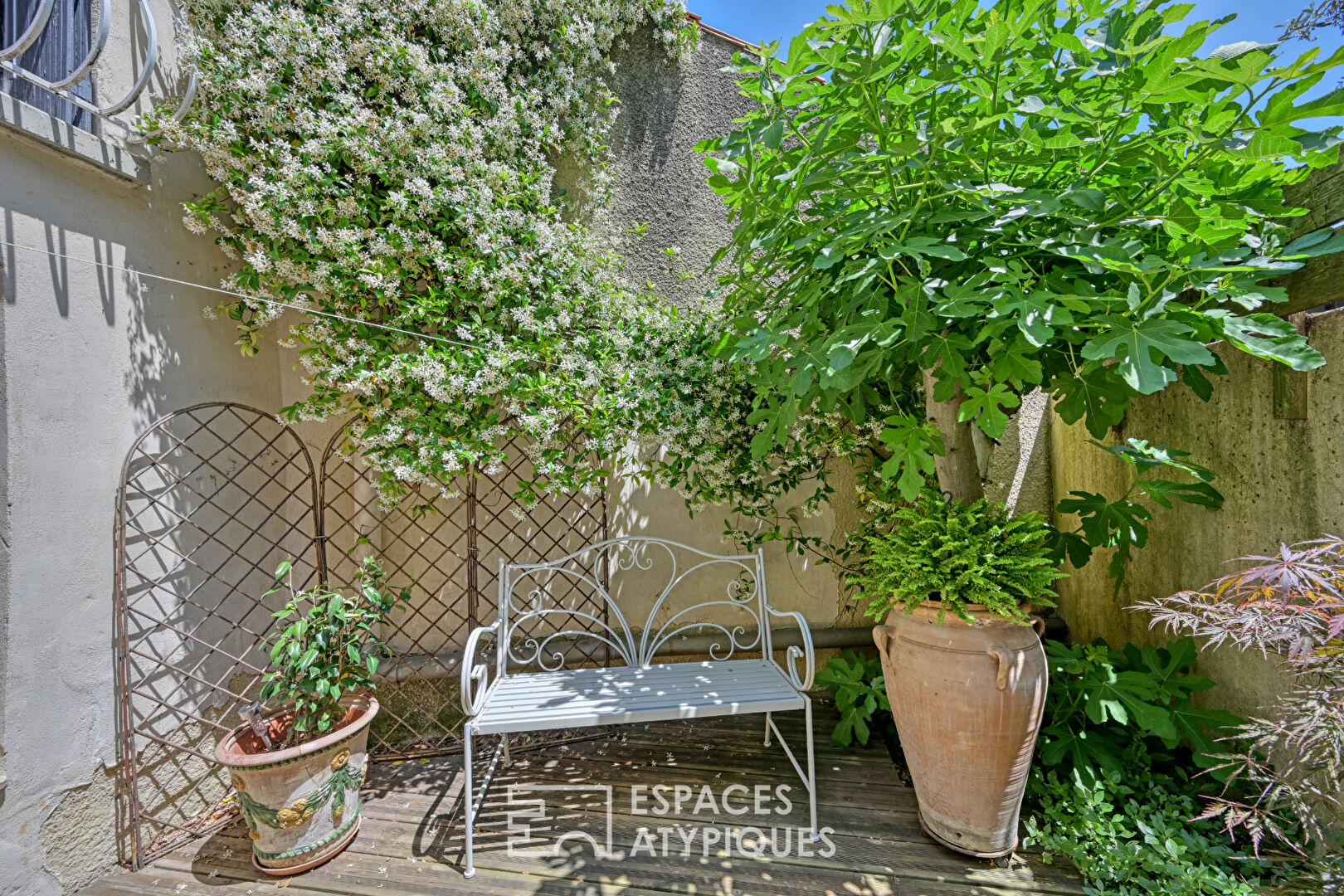 Charming house with a “cocoon” spirit with patio in Vaunage