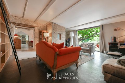 Charming village house with swimming pool 20 minutes from Uzès