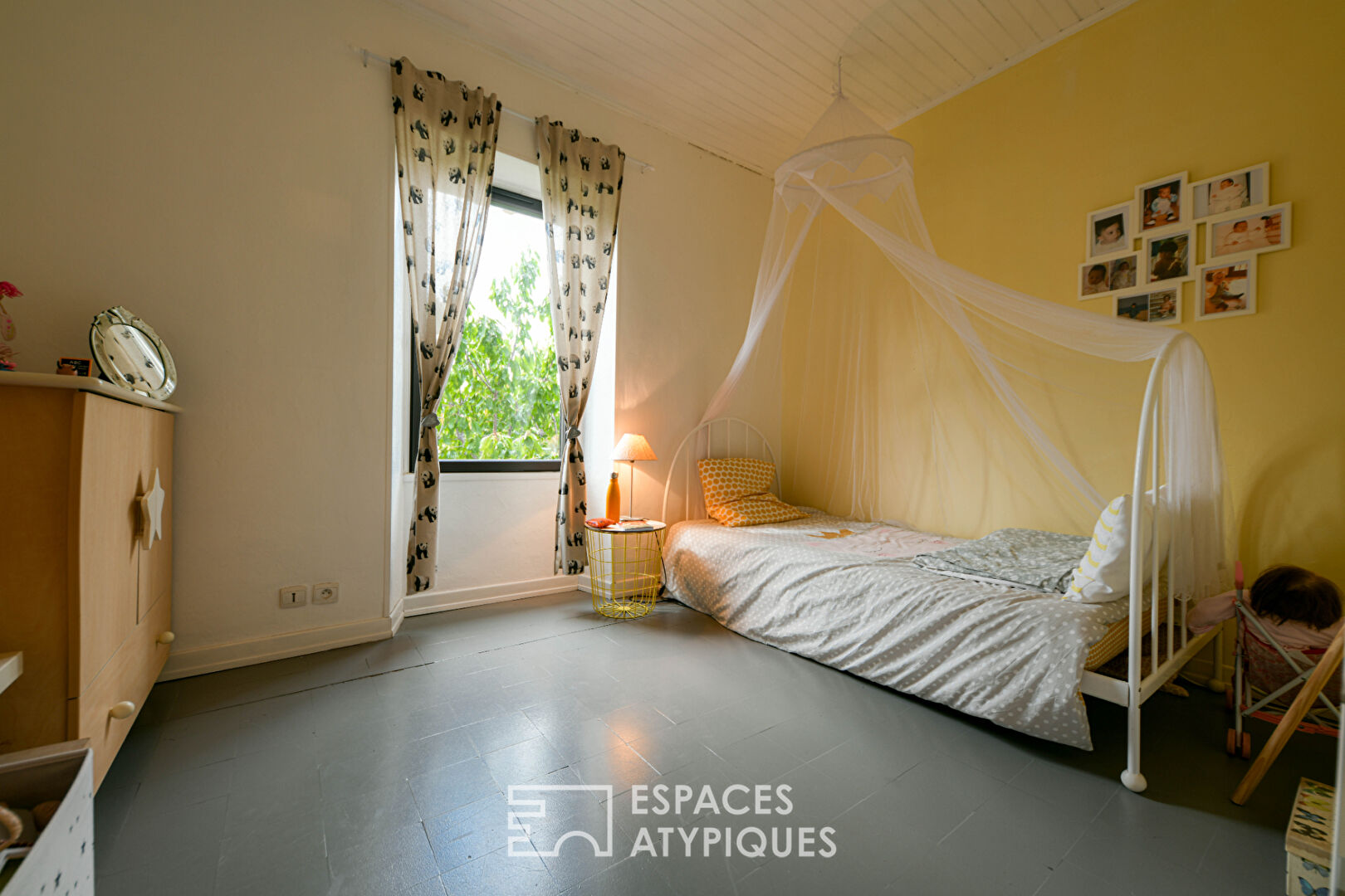 Charming village house with swimming pool 20 minutes from Uzès