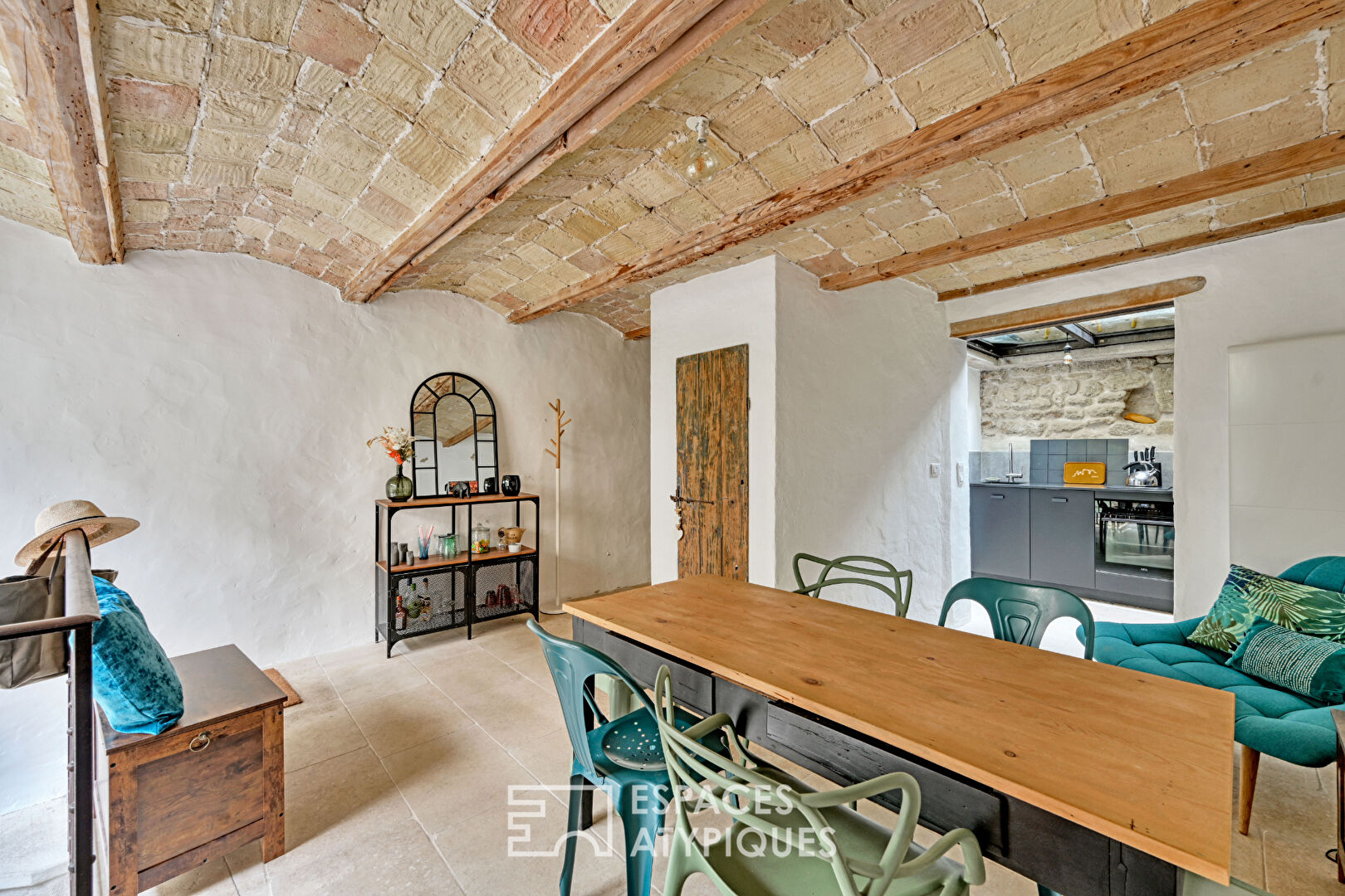 Townhouse with view in Uzès