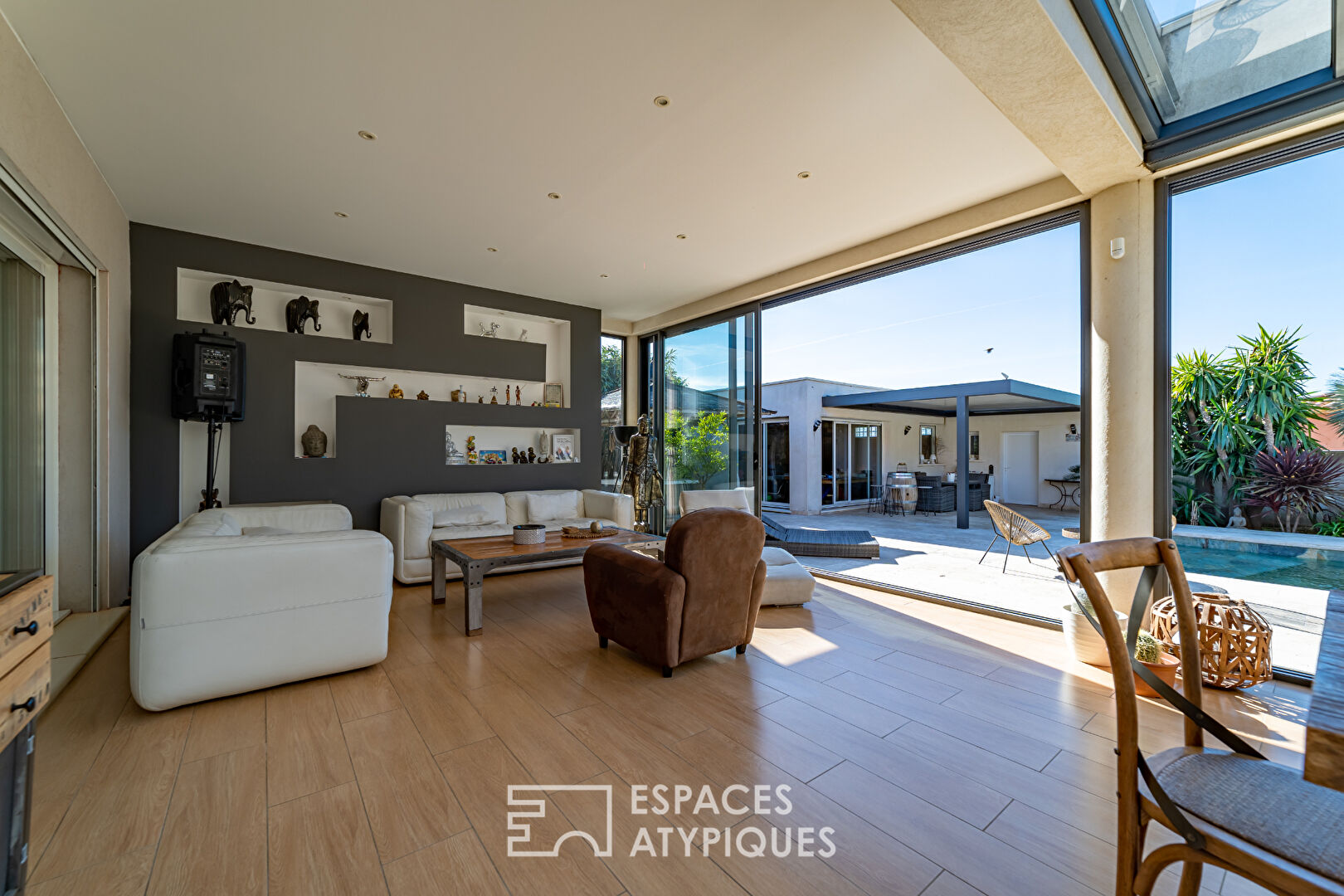 Spacious and bright contemporary villa between Uzès and Nîmes