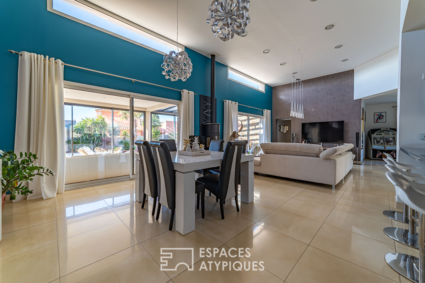 Spacious and bright contemporary villa between Uzès and Nîmes