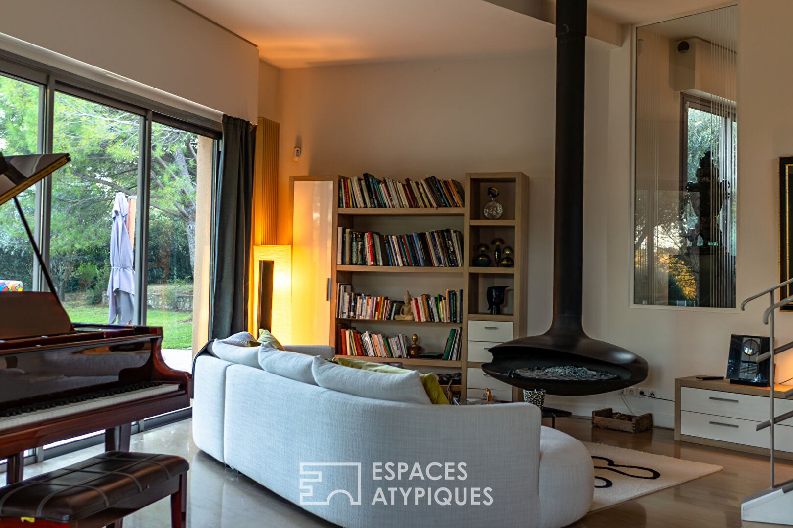 Elégante maison d’architecte rénovée avec piscine à proximité d’Avignon