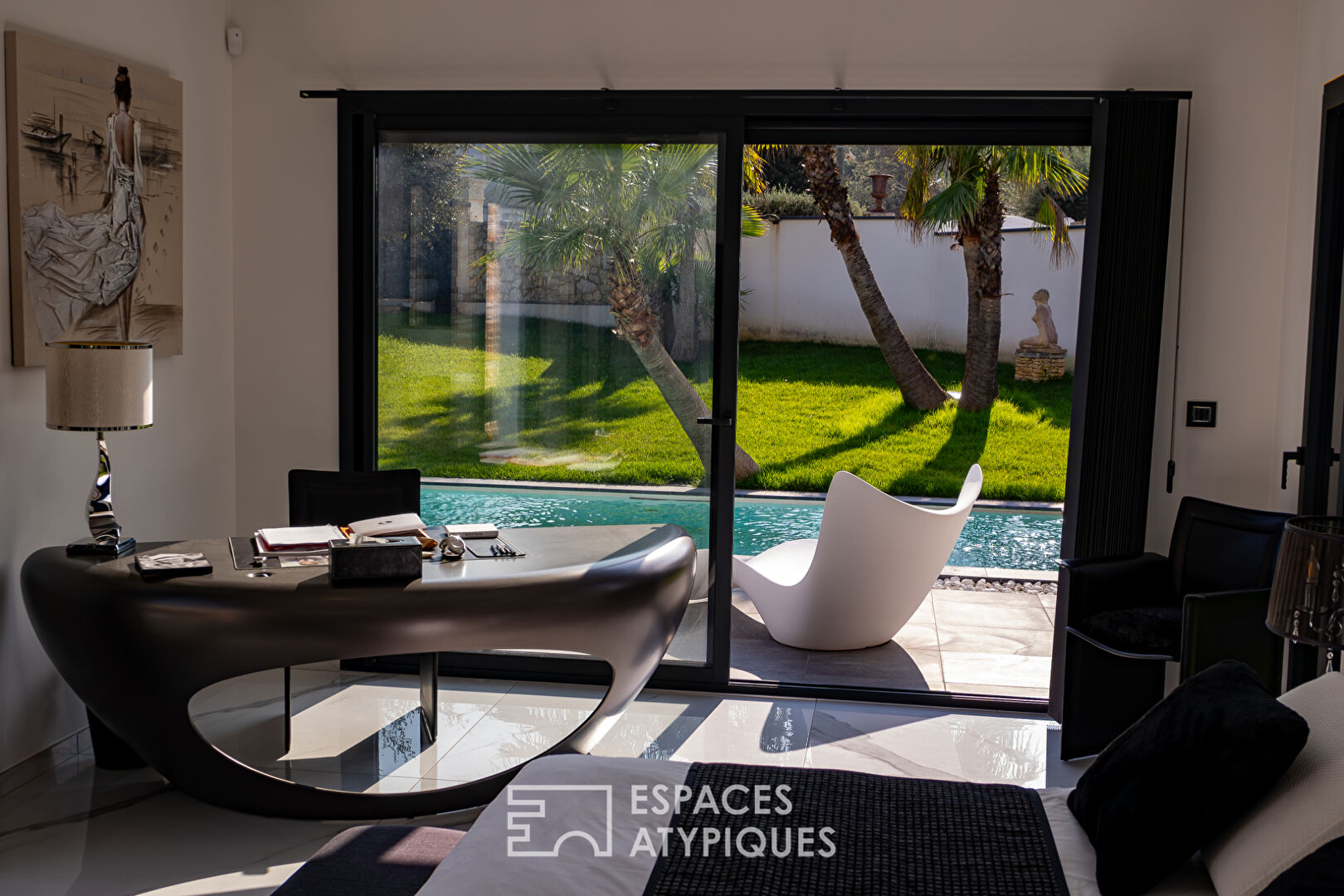 High-end contemporary villa