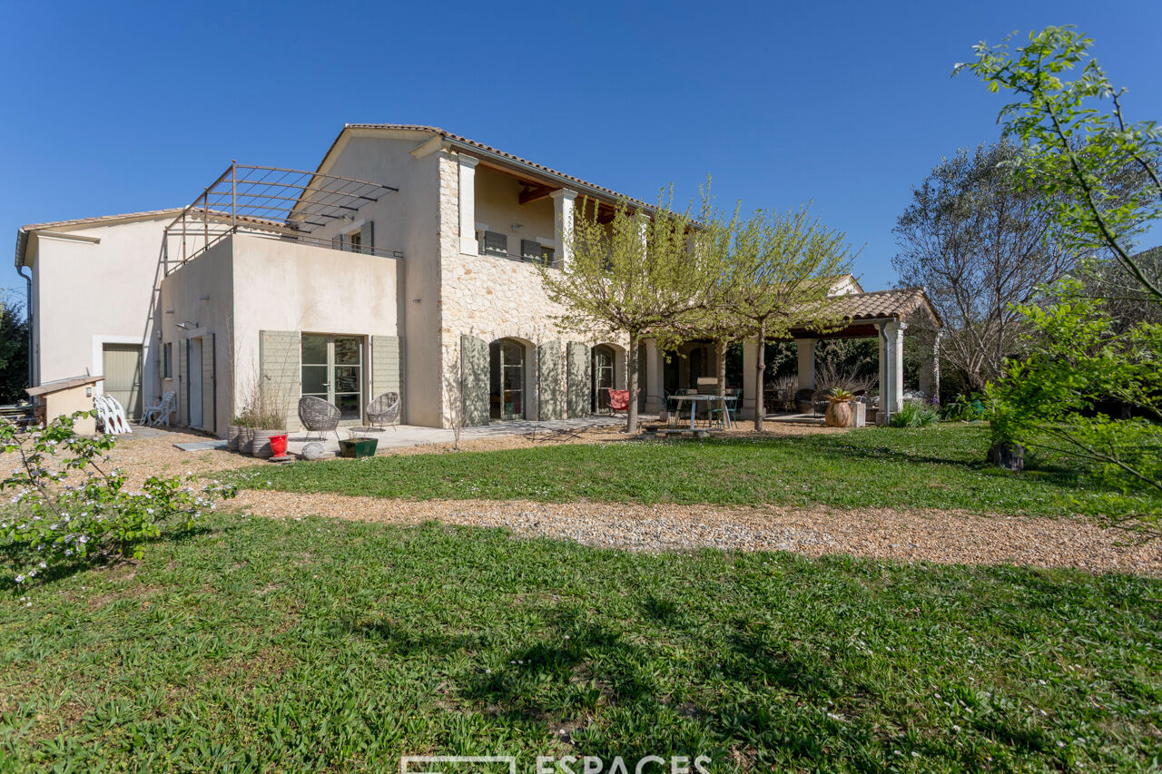 Mas contemporain à proximité d’Uzès