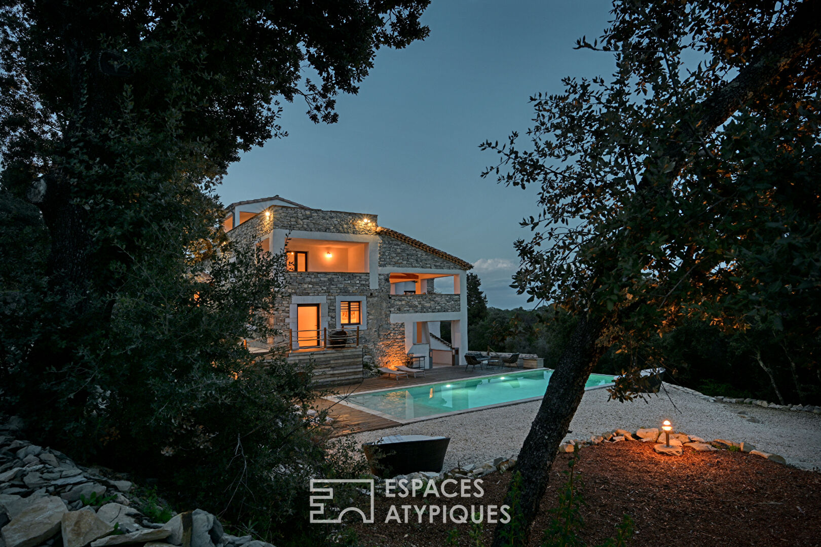 Sublime charming farmhouse renovated in a natural setting