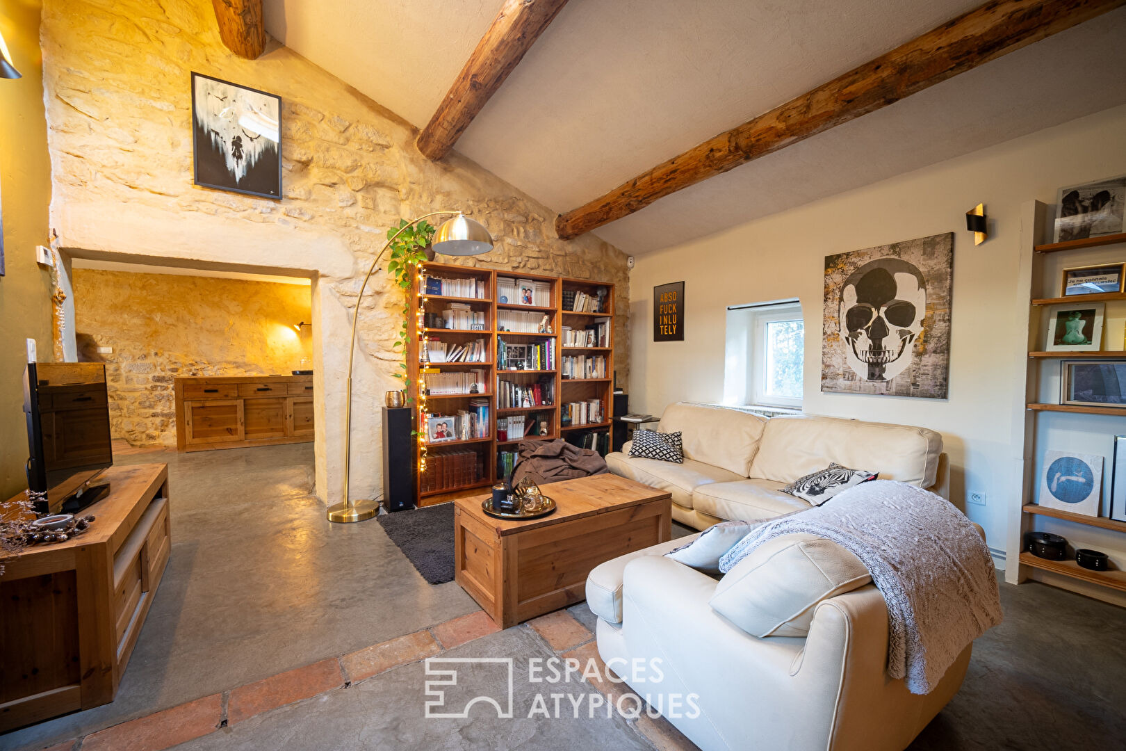 15 km from Uzès, a village house full of charm and character