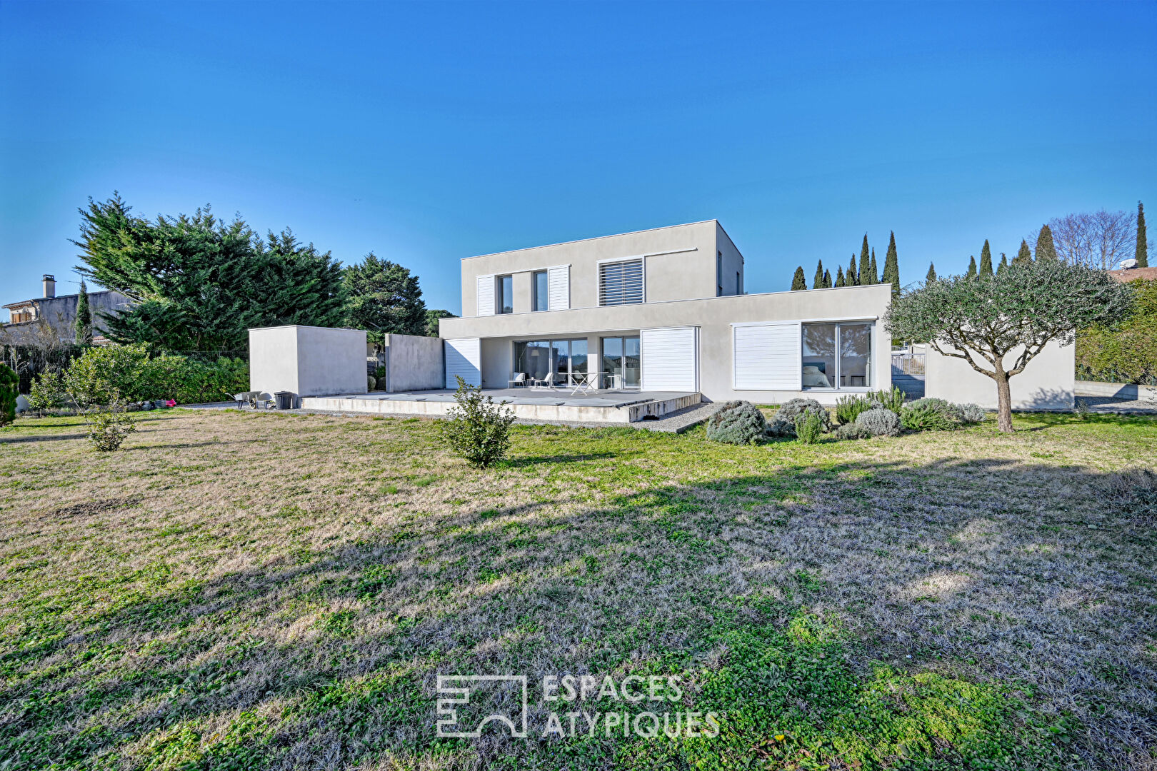 Villa toit terrasse BBC avec bassin de nage