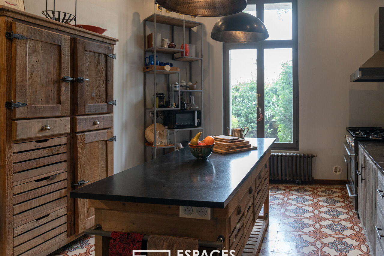 Maison de Maître avec piscine proche d&rsquo;Avignon