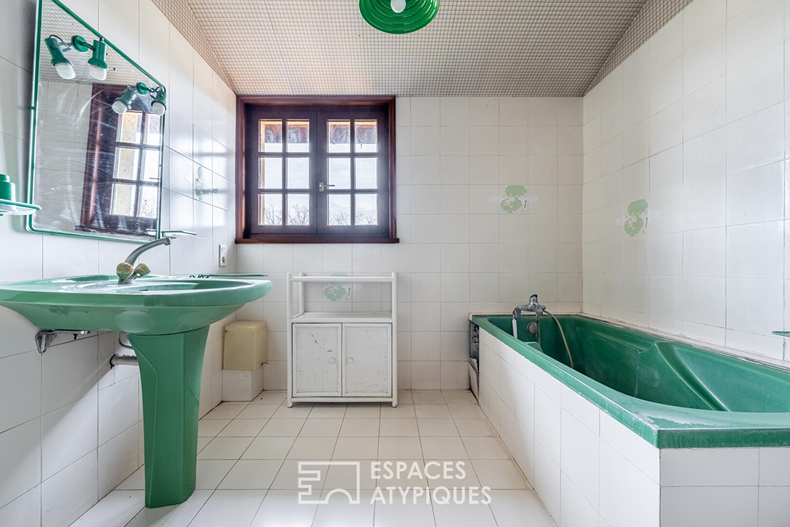 Maison familiale de caractère avec piscine
