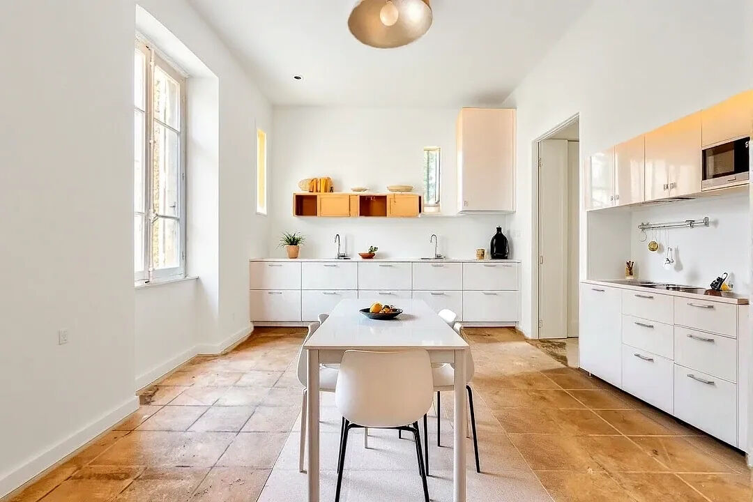 Château à rénover avec vue panoramique sur les monts du Beaujolais