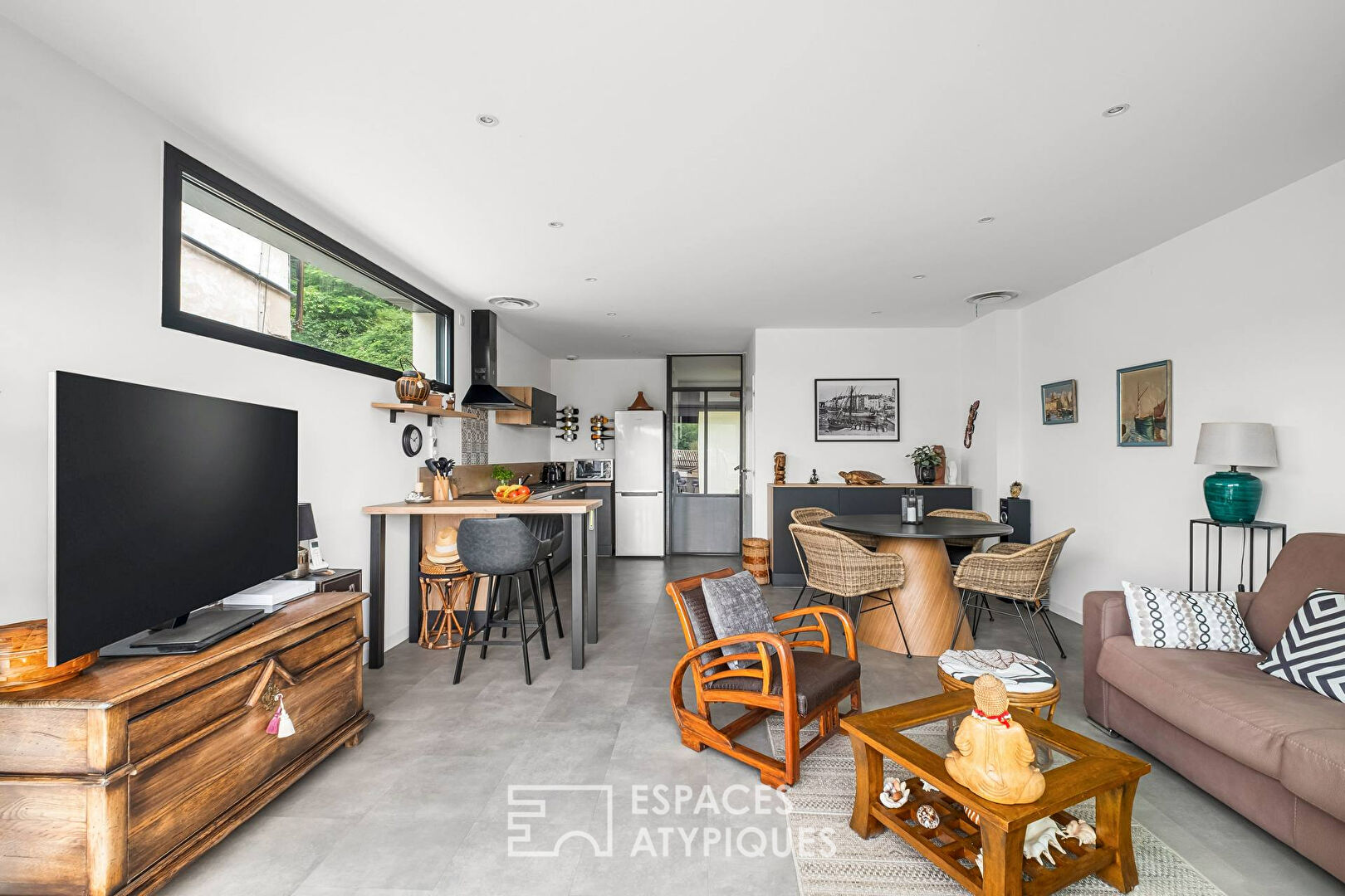 Charmante maison neuve en duplex avec terrasse et stationnement