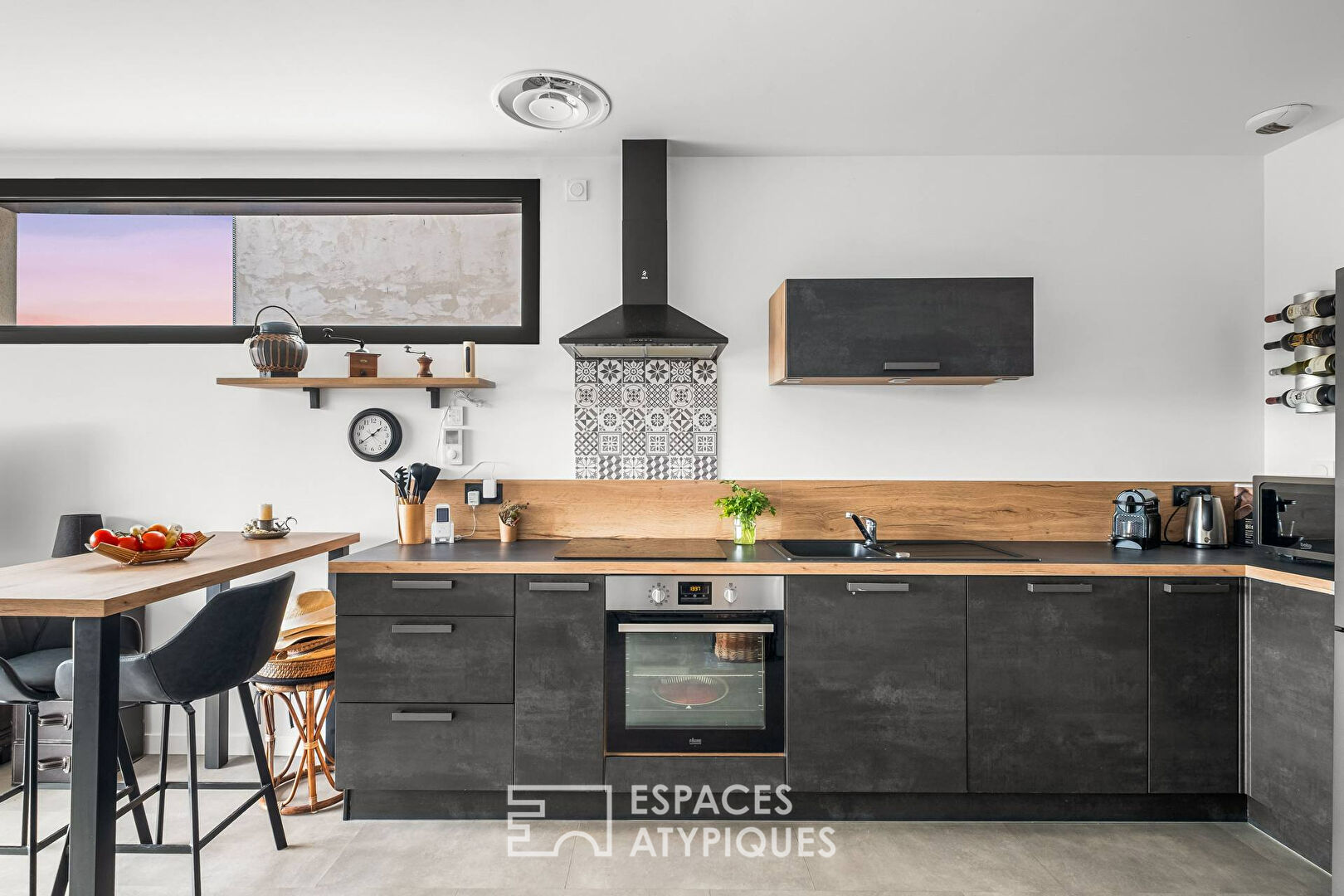 Charmante maison neuve en duplex avec terrasse et stationnement