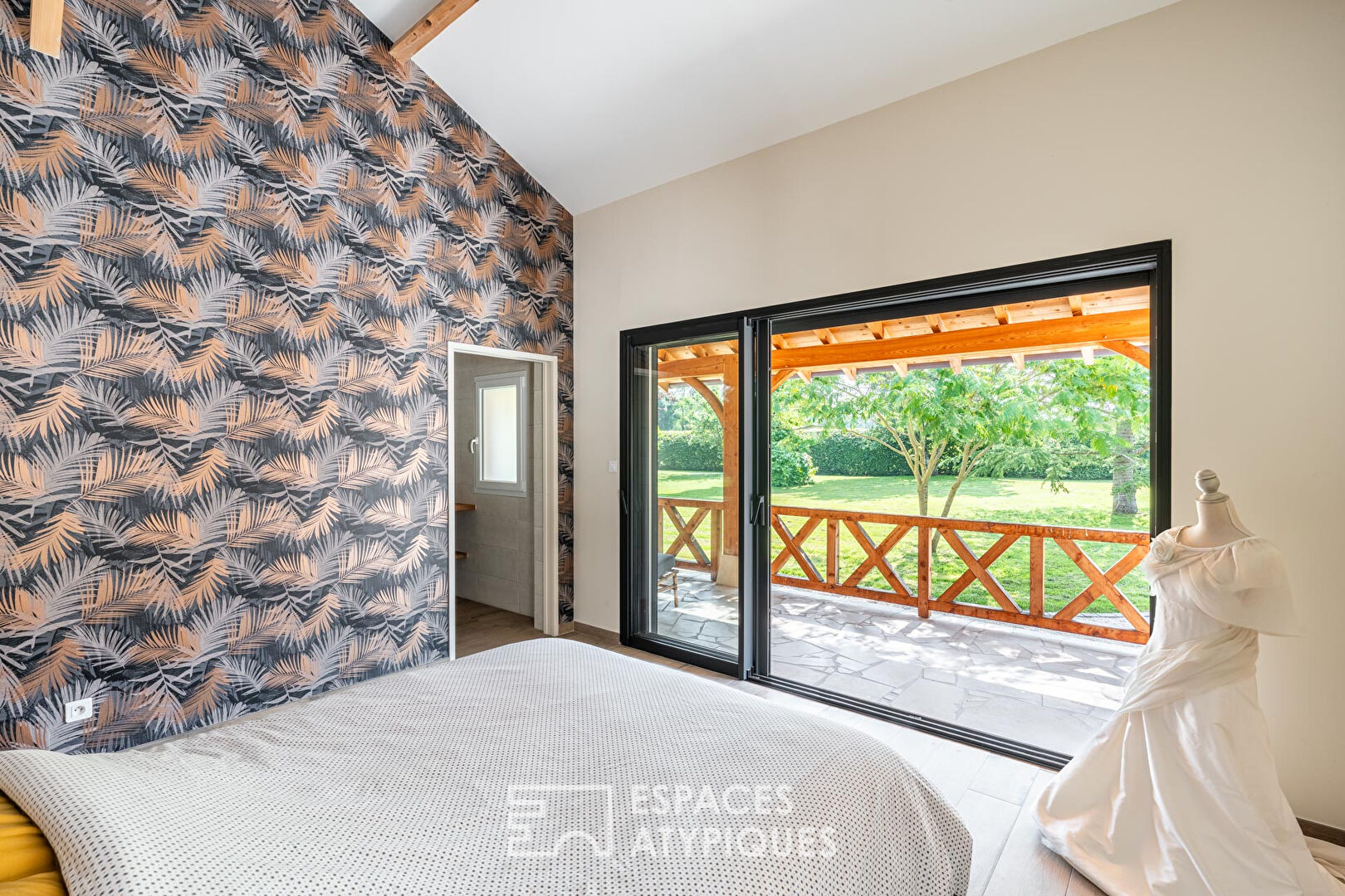 Elégante maison de maître rénovée aux portes de la cité médiévale de Chatillon sur Chalaronne