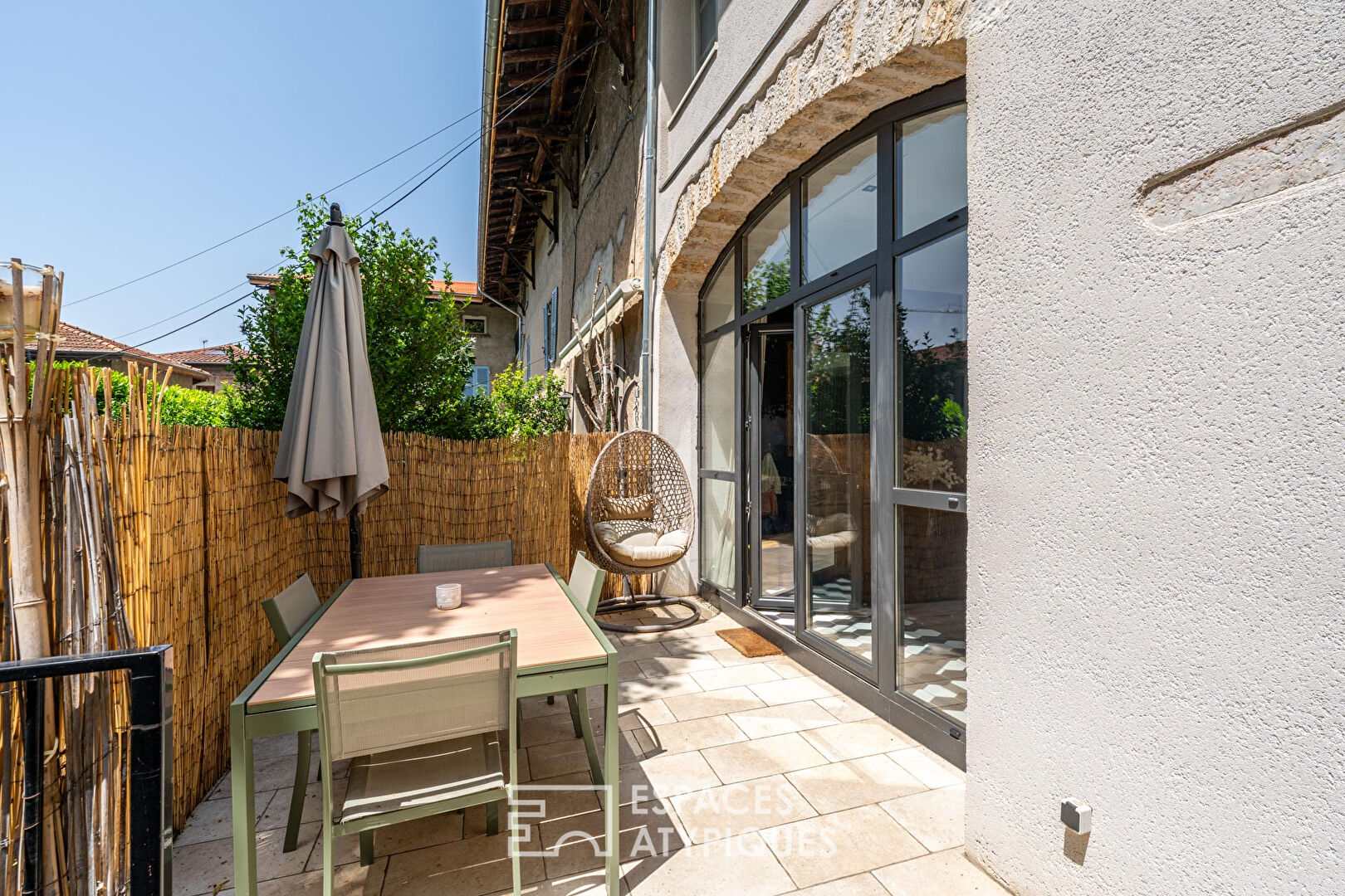 Maison de village rénovée par des architectes