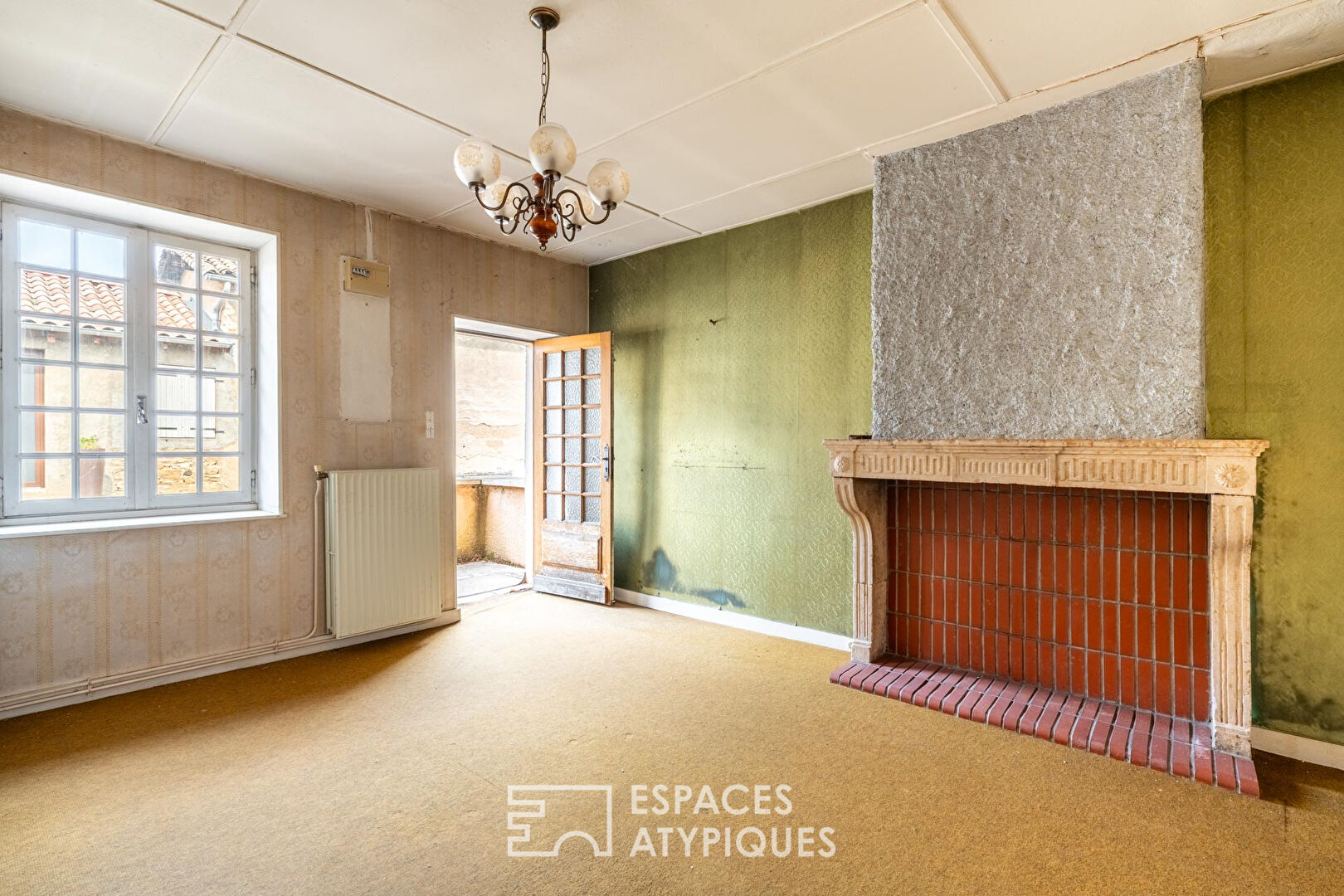 Vue d’exception sur les vignes pour cette maison à réinventer