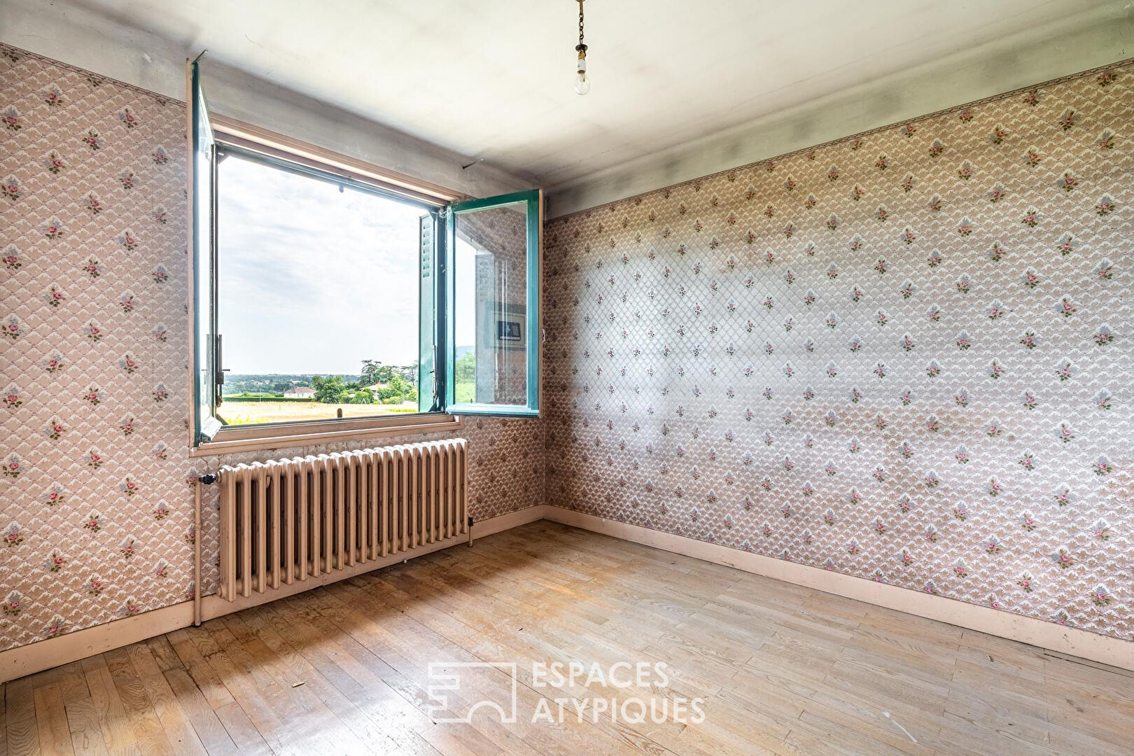 Maison à rénover avec vue imprenable sur les vignobles