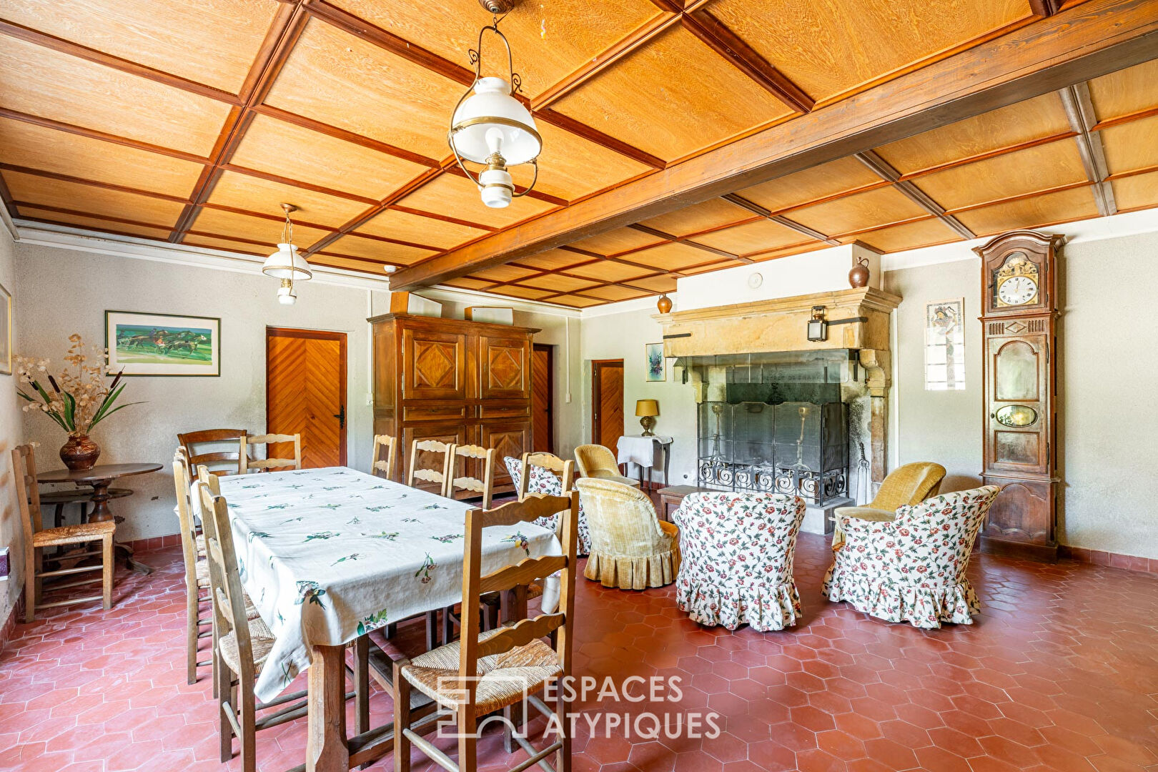 Maison Bourgeoise au coeur d’une ancienne exploitation vigneronne avec parc arboré