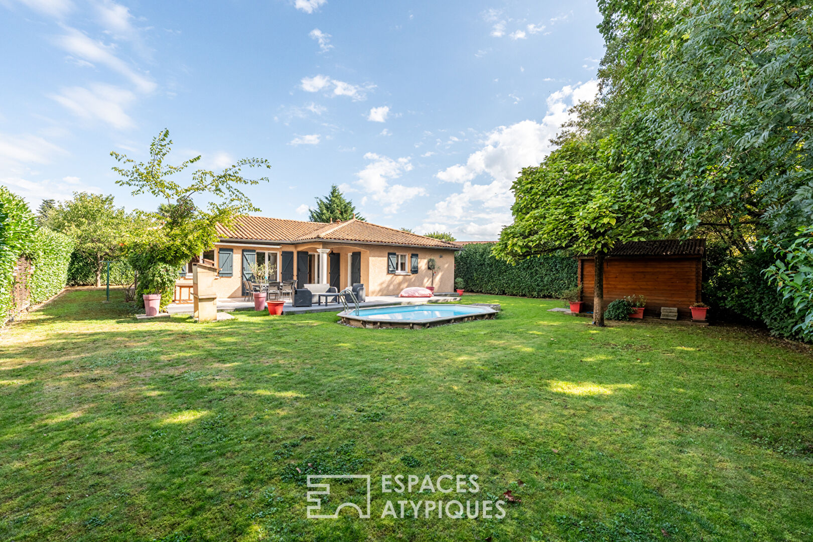 Single-story house on the outskirts of Belleville-en-Beaujolais