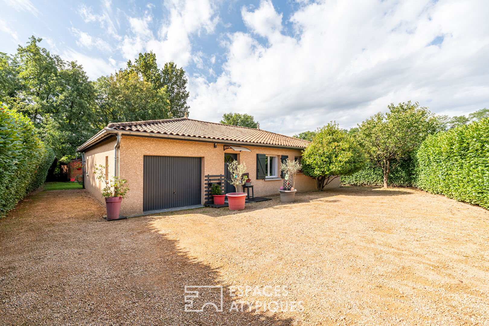 Single-story house on the outskirts of Belleville-en-Beaujolais