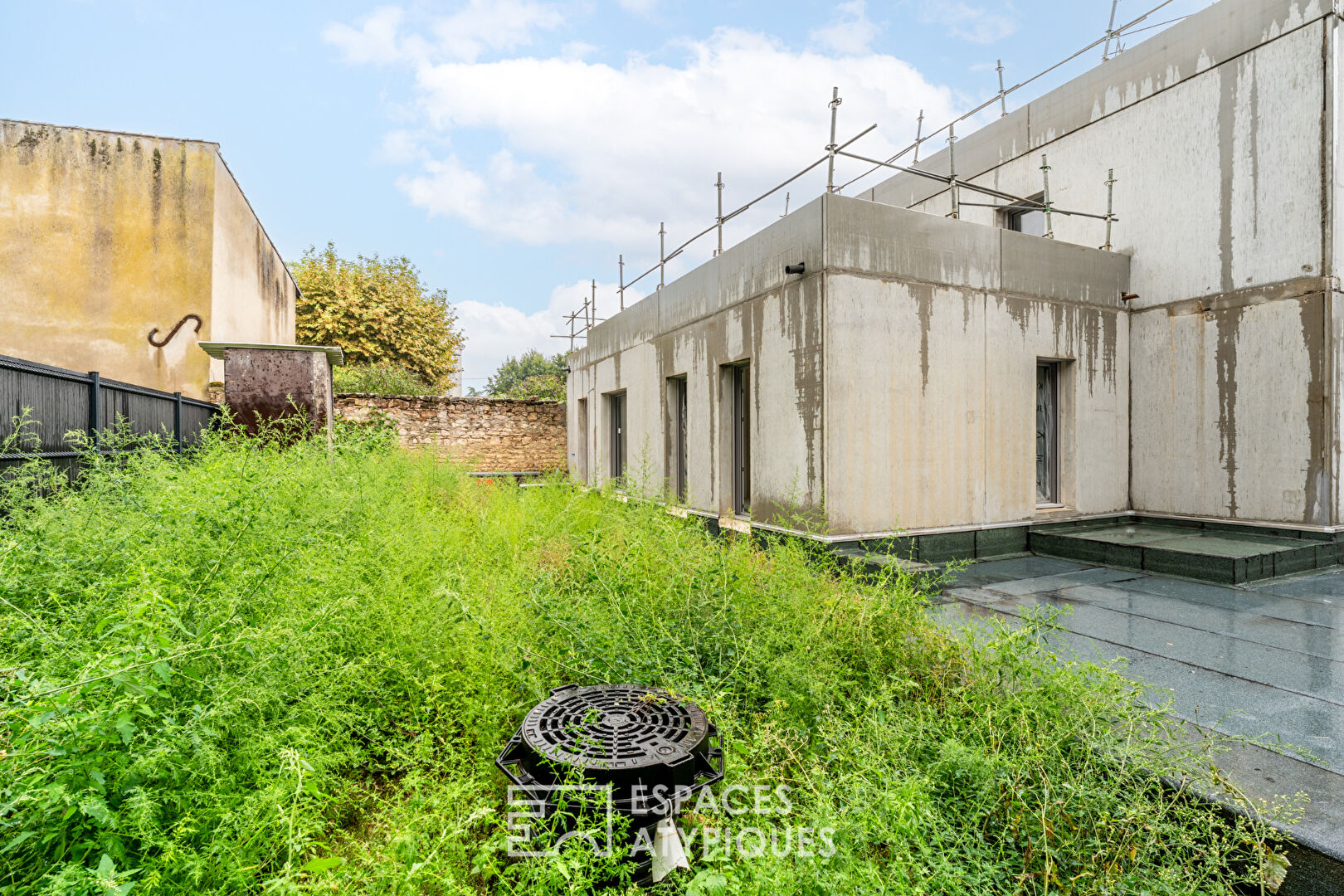 Garden level apartment in the city center