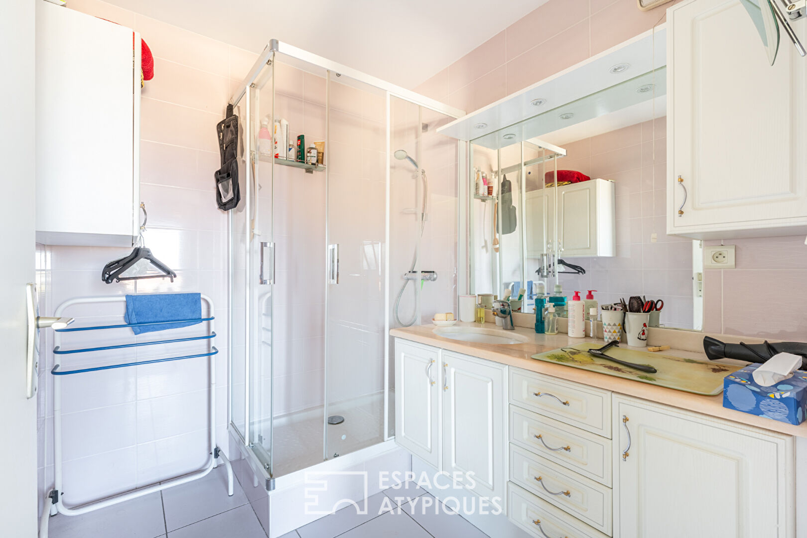 Top floor apartment to modernize
