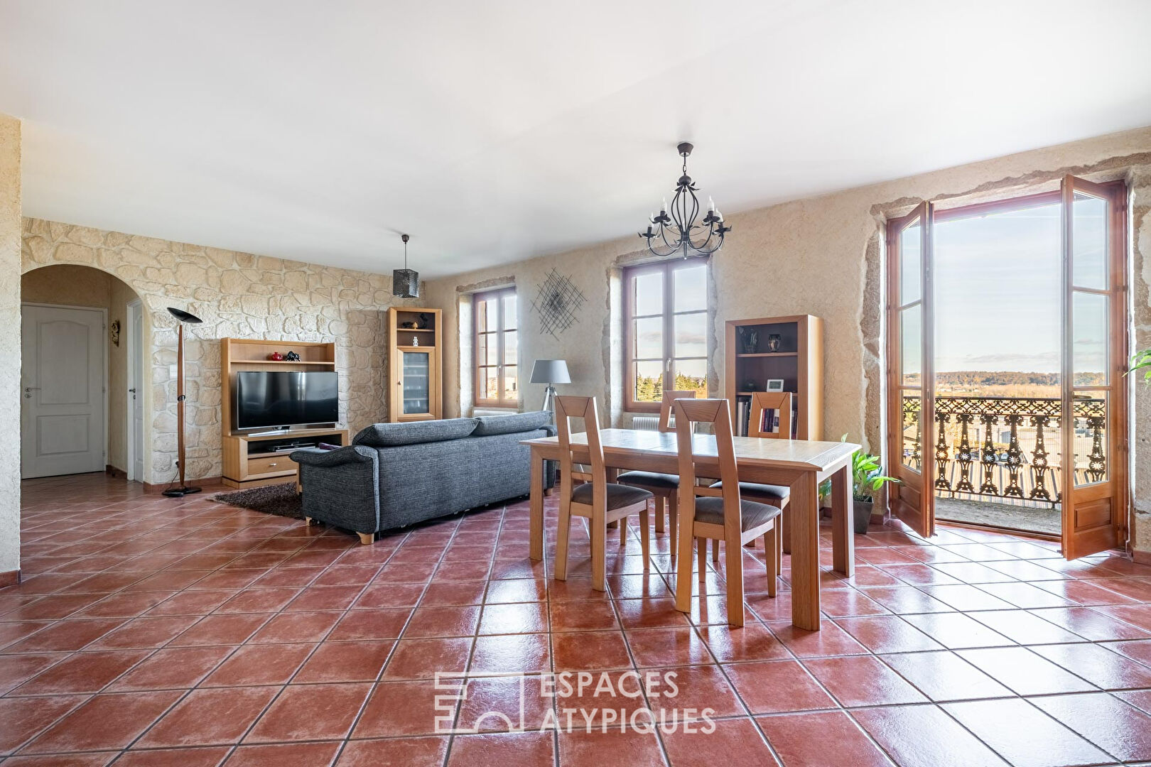 Apartment in Limas, 4 rooms, 85 m2