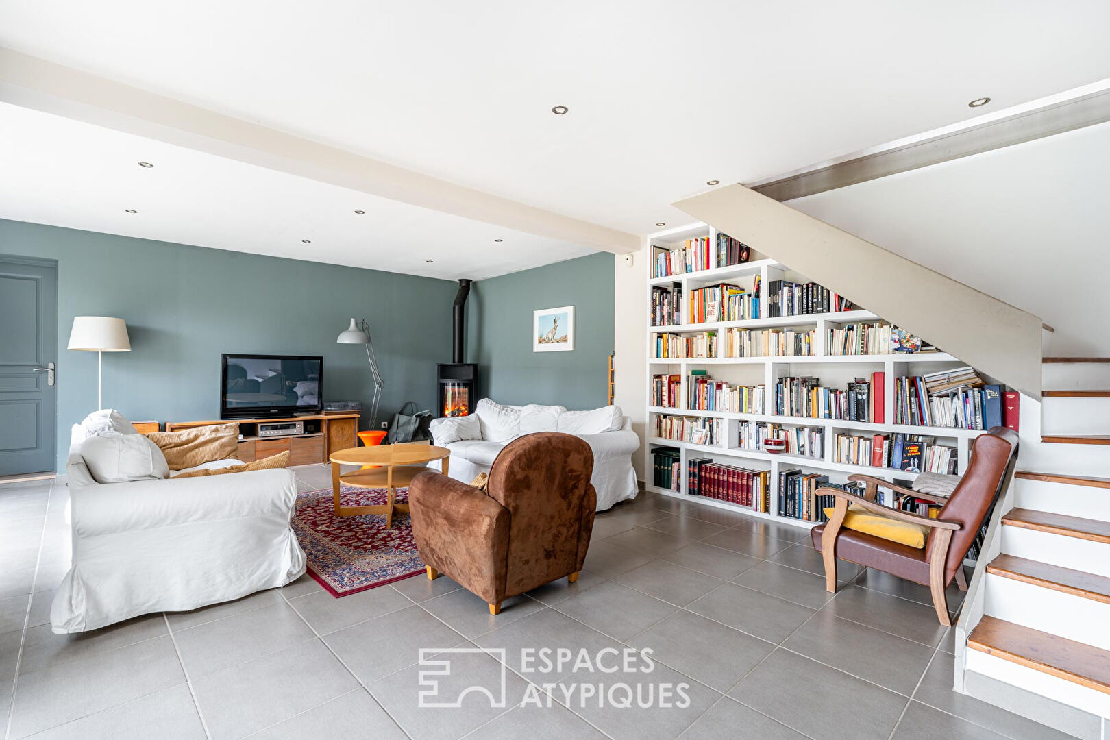 Maison de caractère avec véranda cathédrale et jardin intimiste