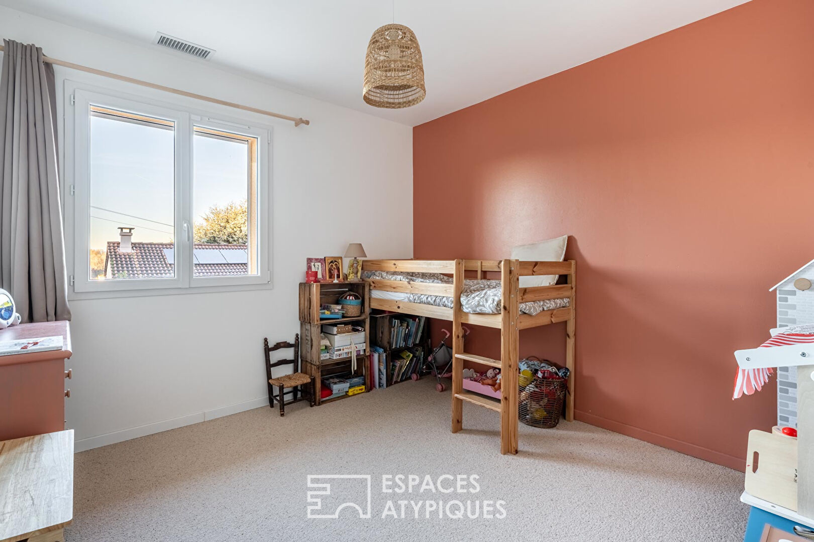 Maison Familiale rénovée sur les hauteurs de Neuville sur Saône