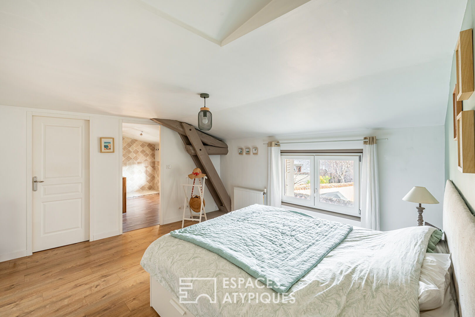 Maison de village confidentielle au pied du mont Brouilly