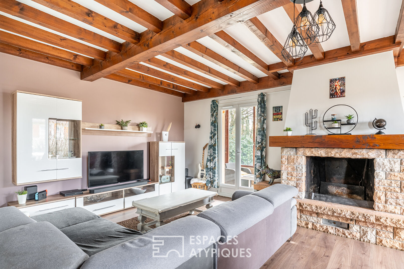 Maison de lotissement des années 80 entièrement rénovée