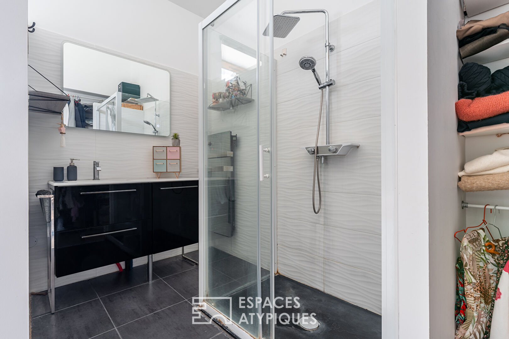 Appartement triplex de caractère au sein d&rsquo;une copropriété historique