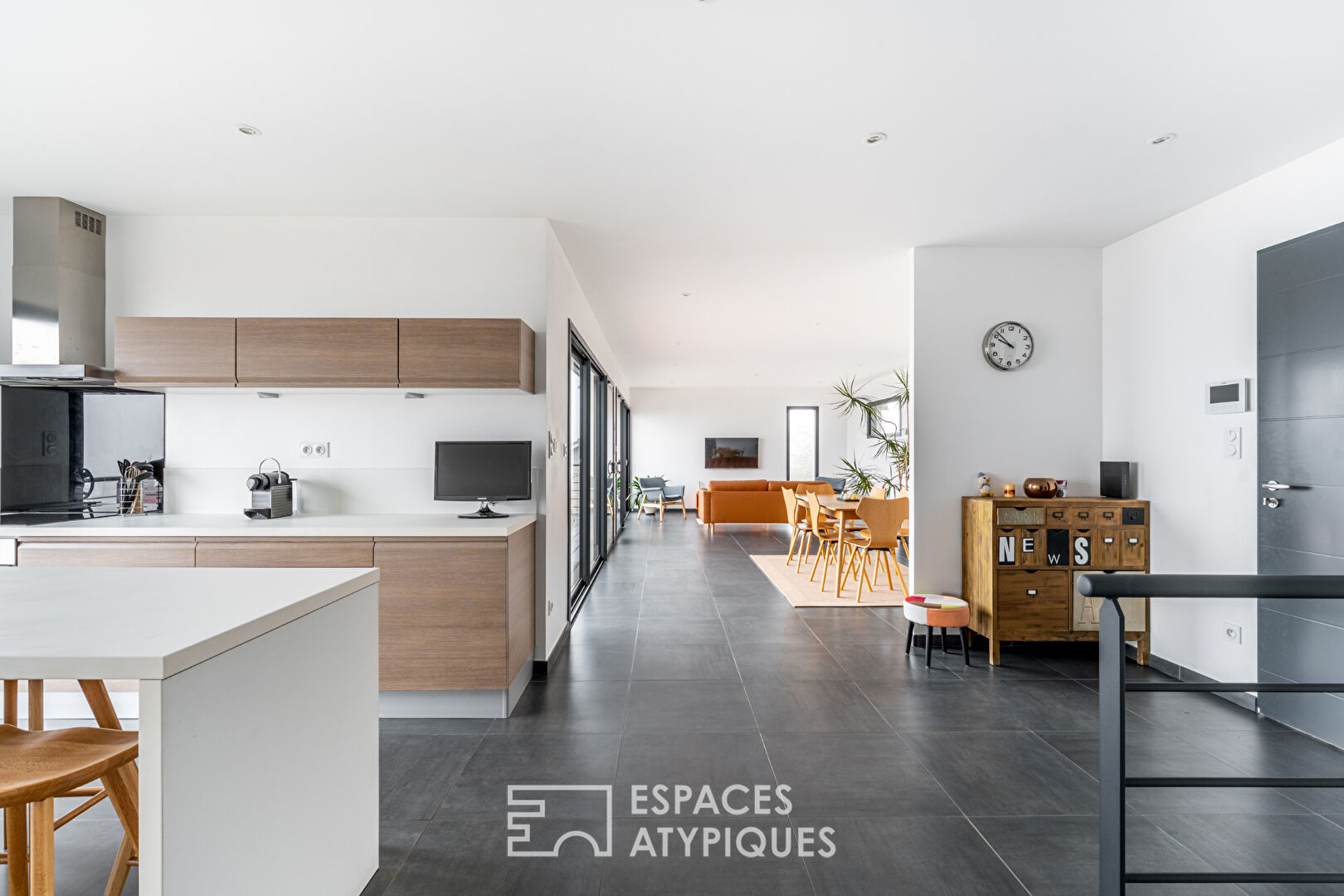 Maison contemporaine avec vue sur le Mont-Blanc