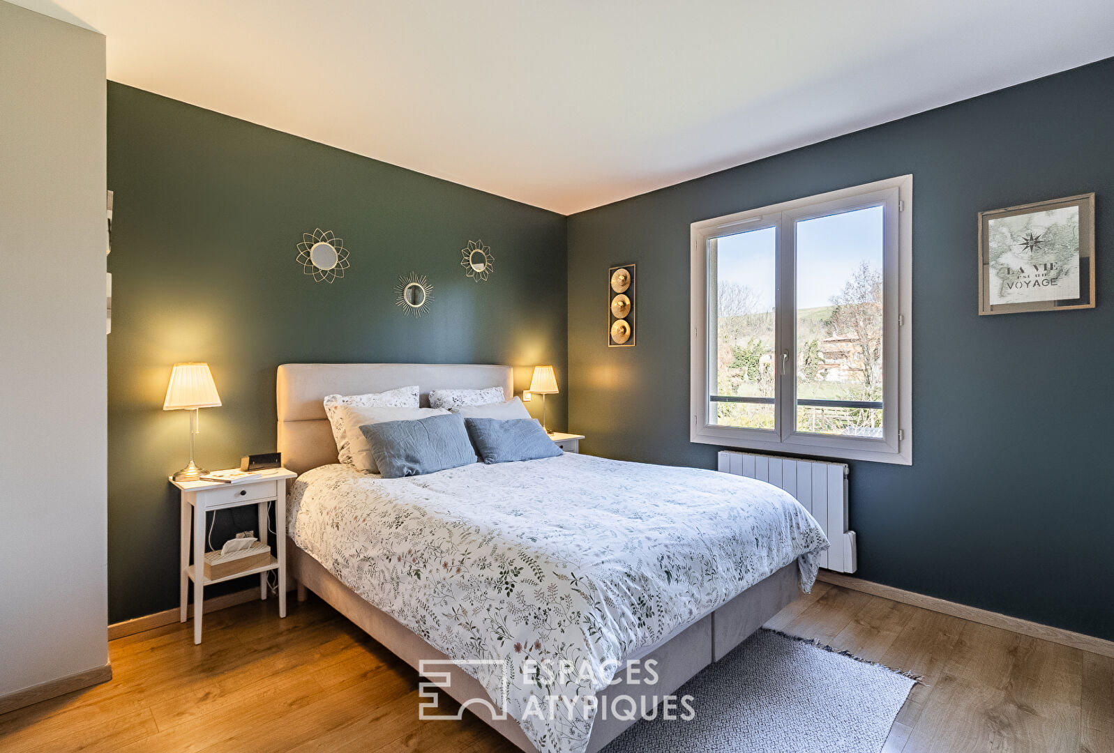 Villa avec piscine et son cour d&rsquo;eau