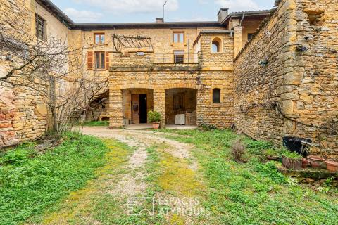 Golden stone house in need of renovation, with garden and vaulted cellar