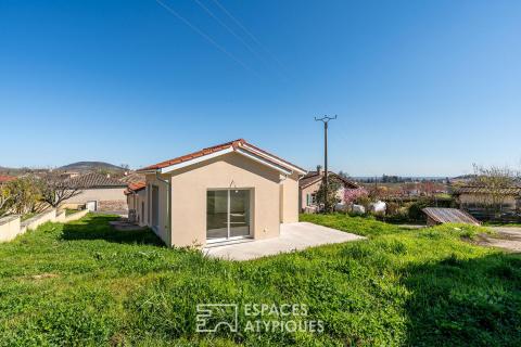 Maison neuve avec jardin et garage