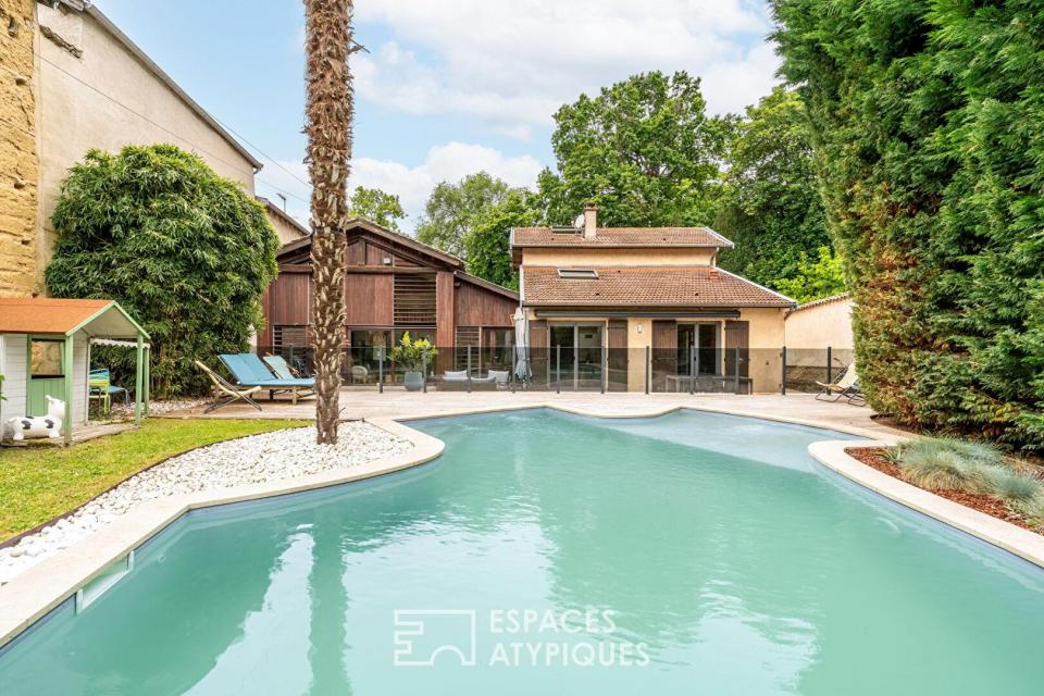 Maison atypique avec piscine